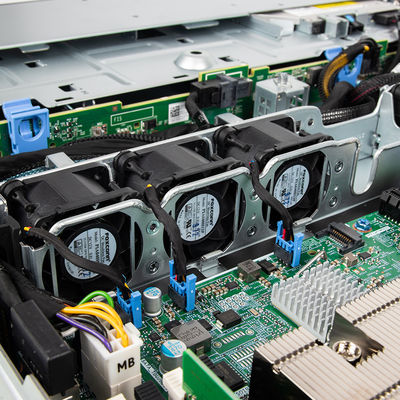 Dell PowerEdge R240 E-2224 4 * 3.5 " 250W 1U Rack de servidor para trabajo financiero y intercambio de archivos